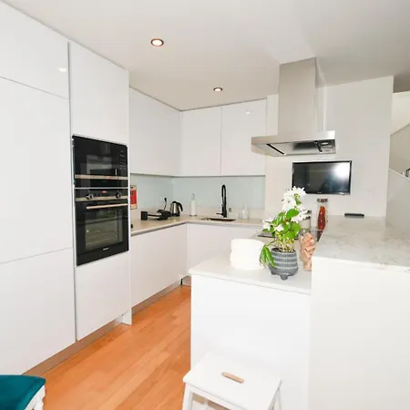 Upperground Lux - 3bdr Foz Velha Tatil Evi Porto