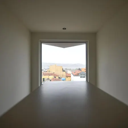 Upperground Lux - 3bdr Foz Velha *