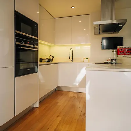Upperground Lux - 3bdr Foz Velha بيت للعطل